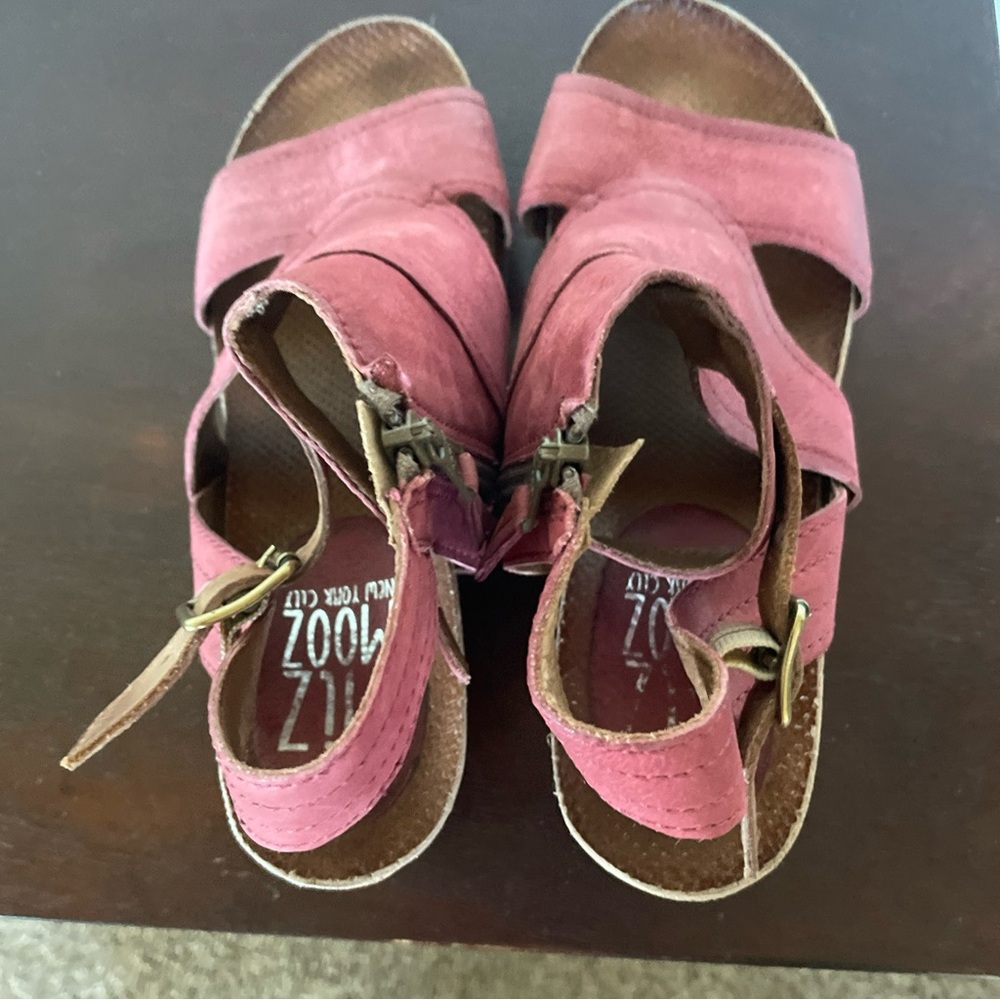 Miz Mooz  Women's Wedge Heel Sandal - Red  Size 9-9.5 EU 40 - Picture 8 of 12